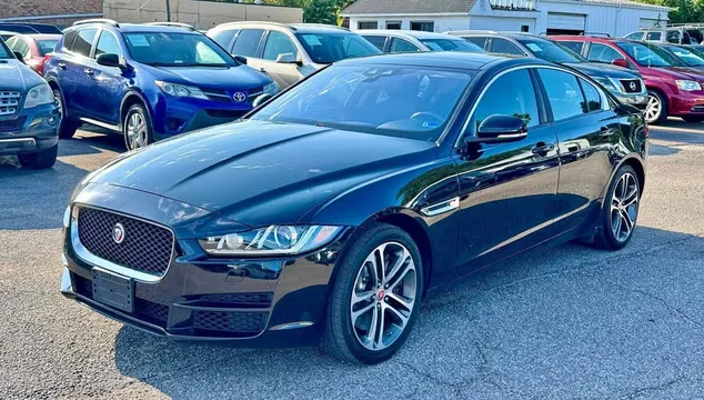 2017 Jaguar XE XE 35t Premium Sedan 4D