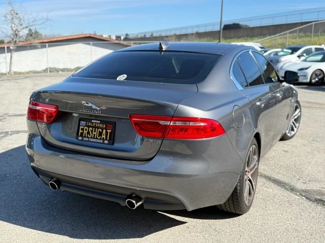 2017 Jaguar XE - Image 6 of 21