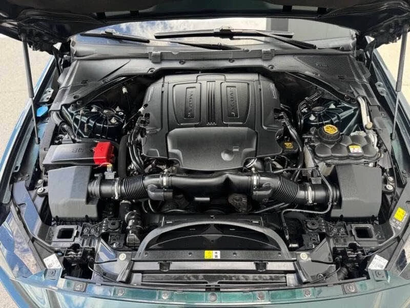2017 Jaguar XE - Image 20 of 20