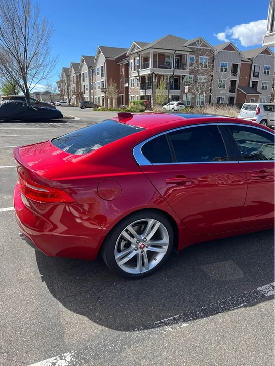 2017 Jaguar XE - Image 7 of 18