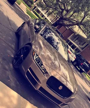 2017 Jaguar XE 35t Prestige Sedan 4D