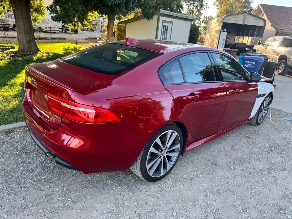 2017 Jaguar XE - Image 3 of 11