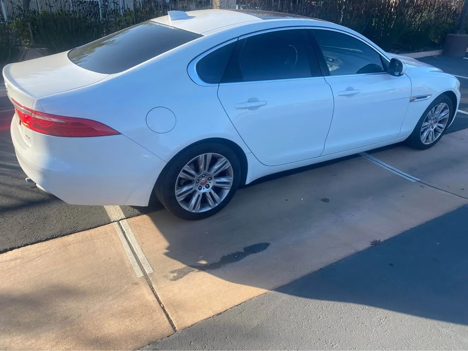 2017 Jaguar X260 XF - Image 2 of 3