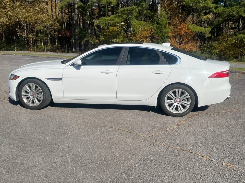 2017 Jaguar X260 XF - Image 2 of 7