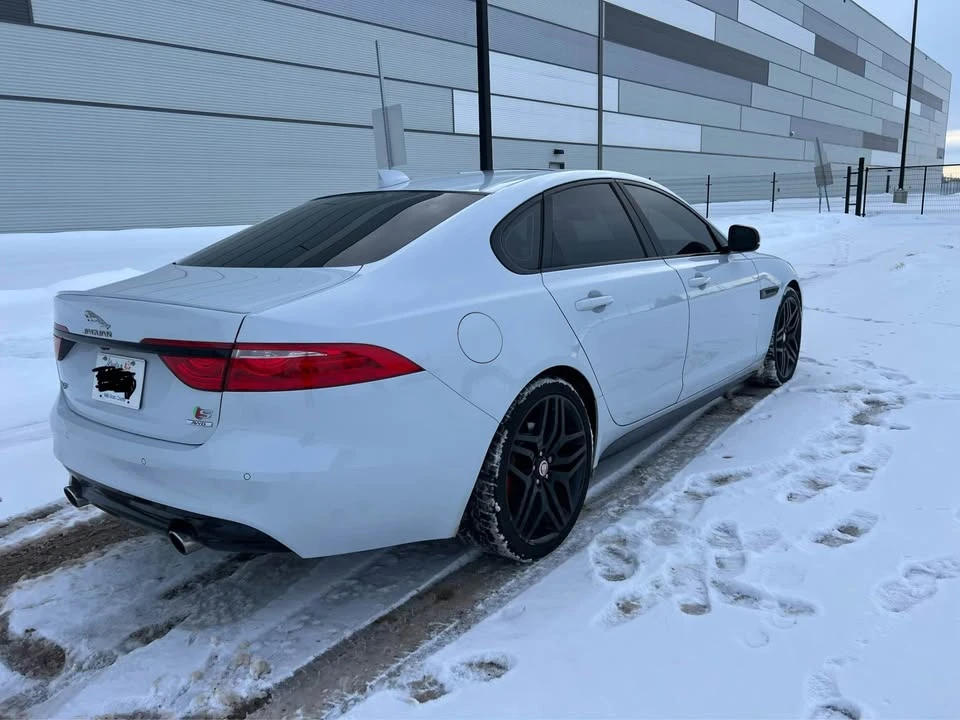 2017 Jaguar X260 XF - Image 4 of 11
