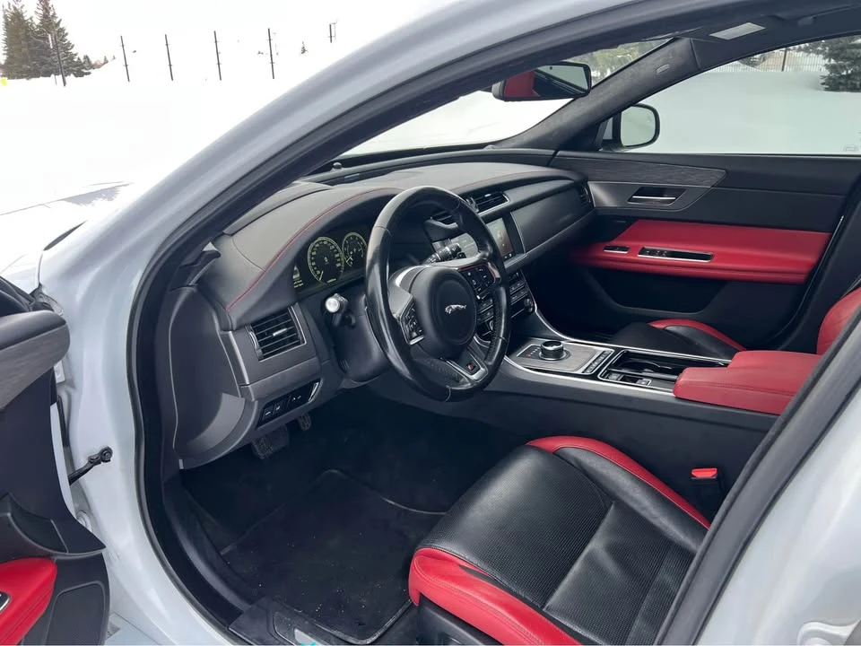 2017 Jaguar X260 XF - Image 9 of 11