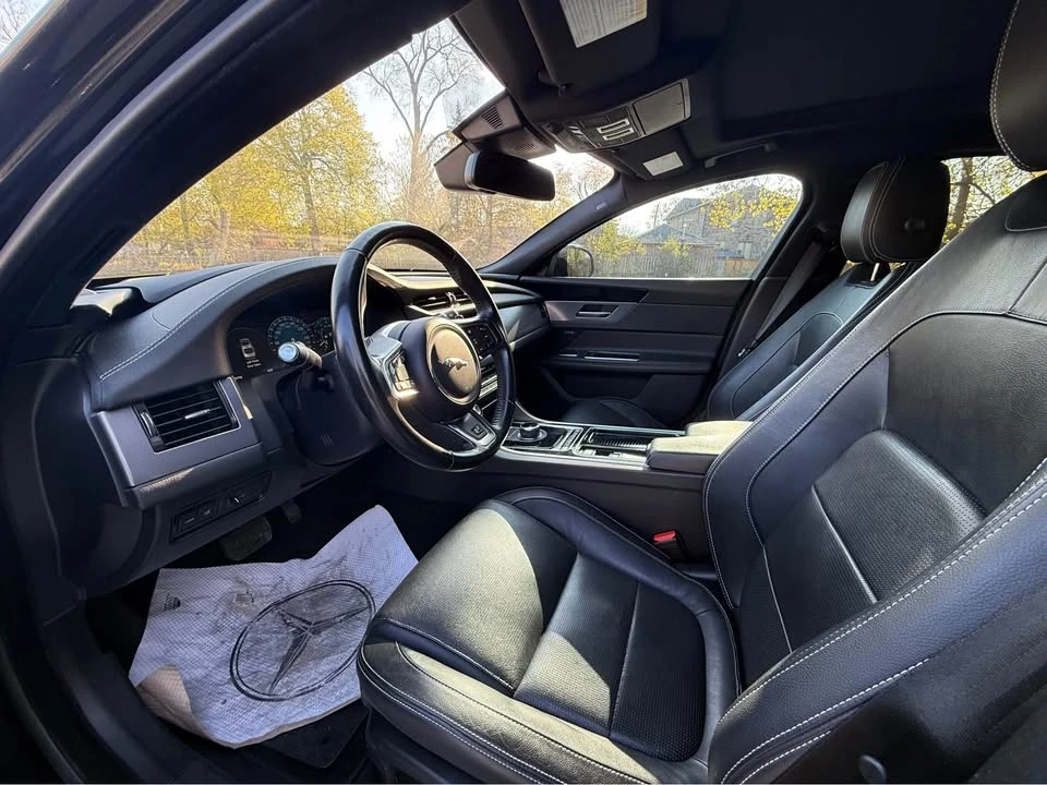 2017 Jaguar X260 XF - Image 13 of 16