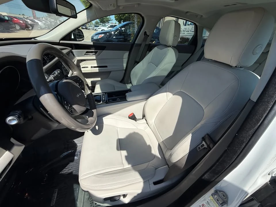 2017 Jaguar X260 XF - Image 9 of 20
