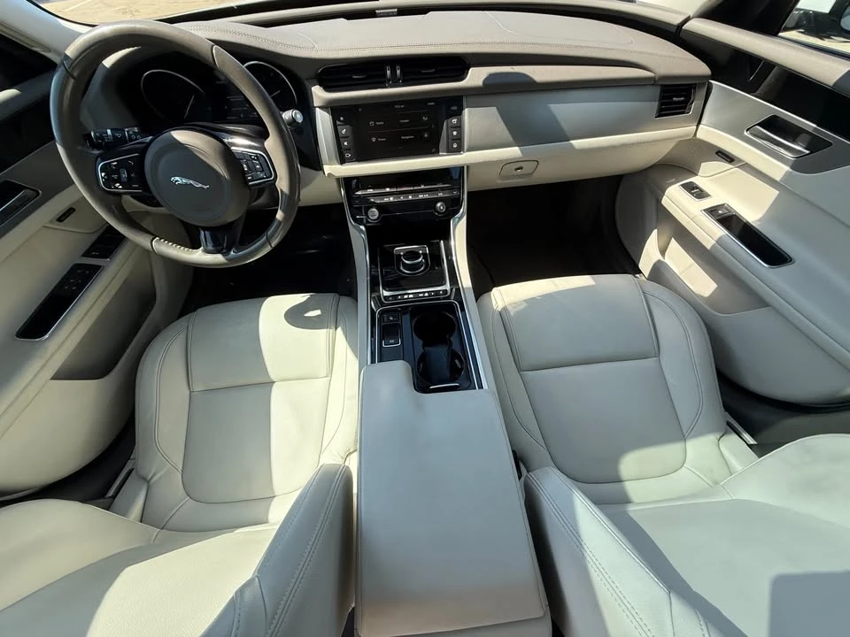 2017 Jaguar X260 XF - Image 11 of 20
