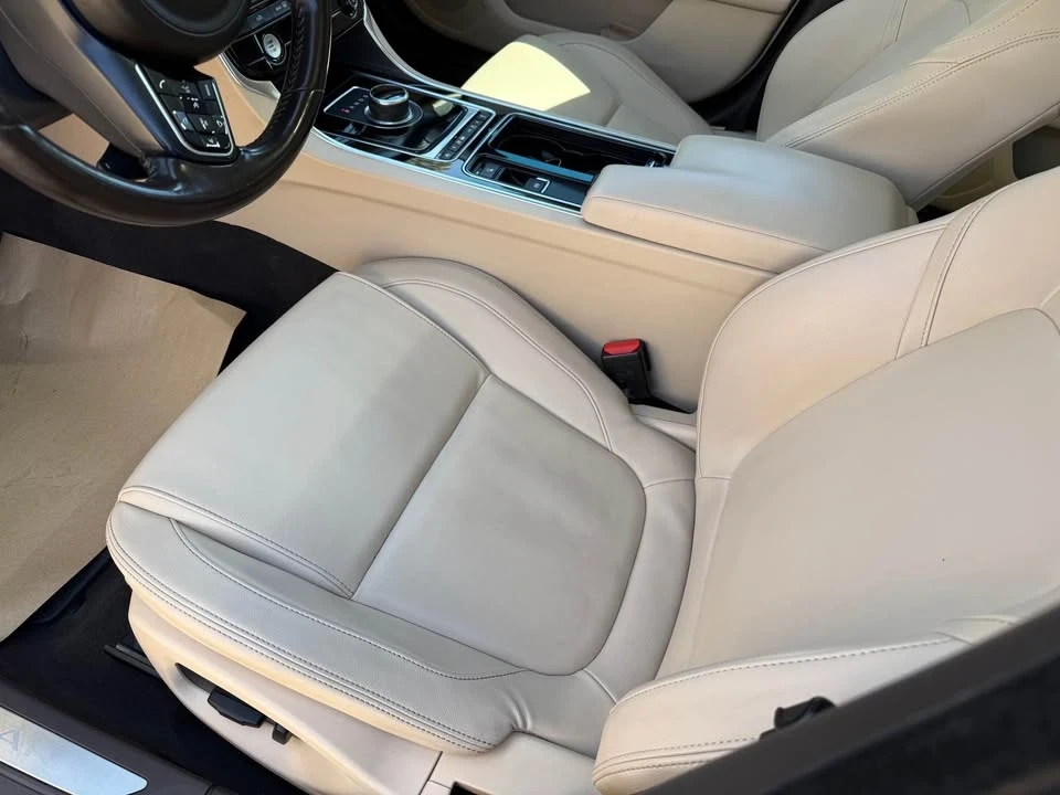 2017 Jaguar X260 XF - Image 8 of 13