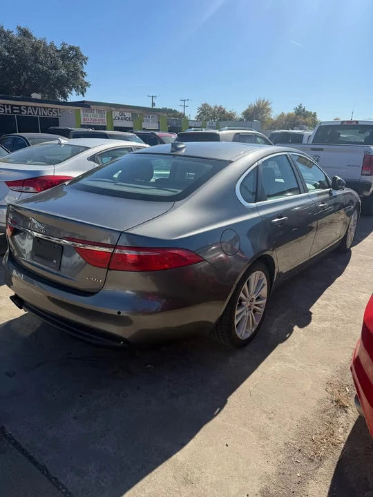 2017 Jaguar X260 XF - Image 2 of 7