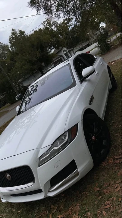 2017 Jaguar X260 XF - Image 2 of 7
