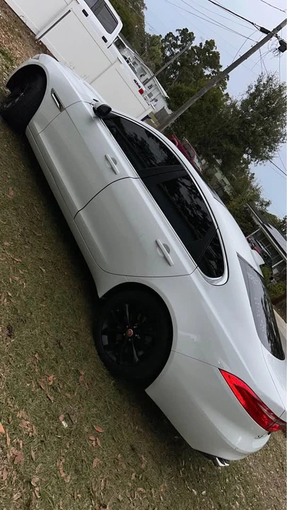 2017 Jaguar X260 XF - Image 3 of 7
