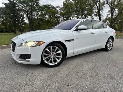 2017 Jaguar XF 20d Premium Sedan