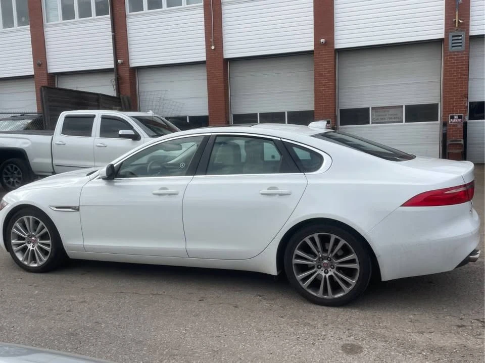 2017 Jaguar X260 XF - Image 7 of 11