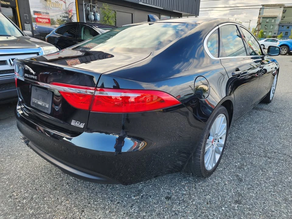 2017 Jaguar X260 XF - Image 4 of 20