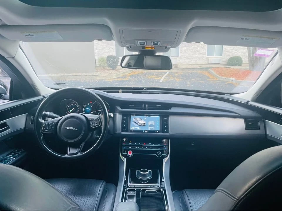 2017 Jaguar X260 XF - Image 8 of 17