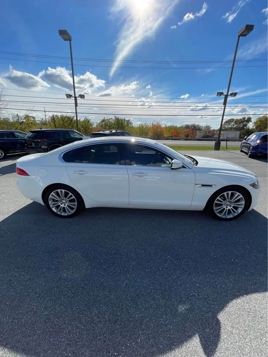 2017 Jaguar X260 XF - Image 6 of 17