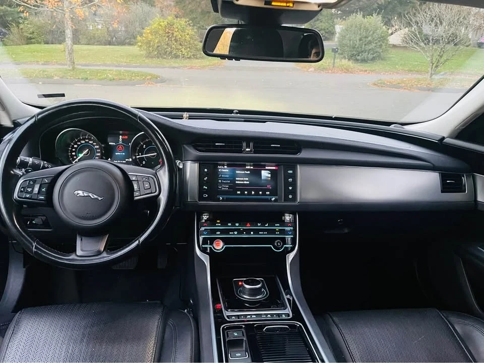 2017 Jaguar X260 XF - Image 9 of 17