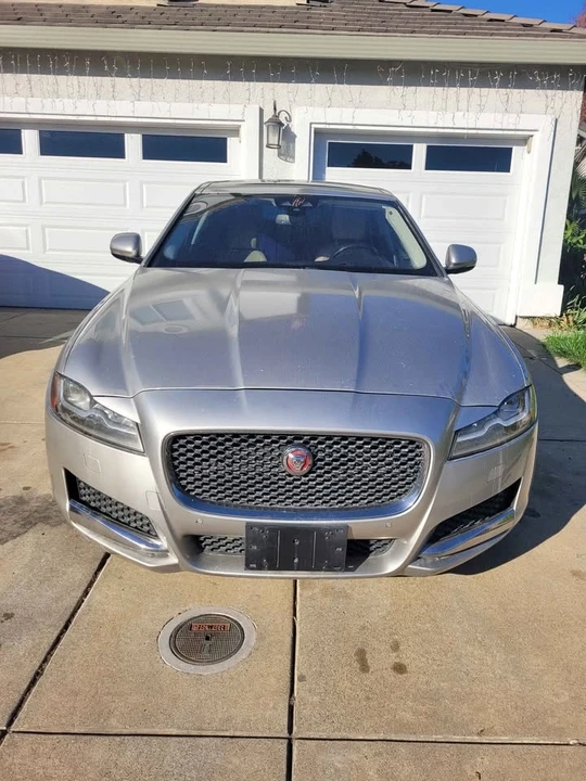 2017 Jaguar X260 XF - Image 2 of 9