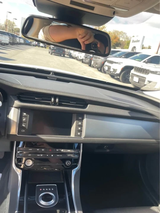 2017 Jaguar X260 XF - Image 11 of 17