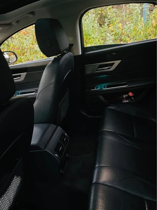 2017 Jaguar X260 XF - Image 14 of 17