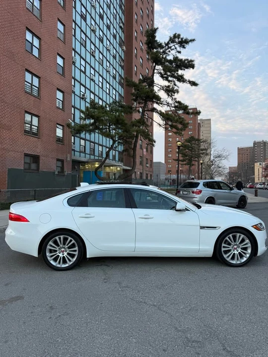 2017 Jaguar X260 XF - Image 18 of 20
