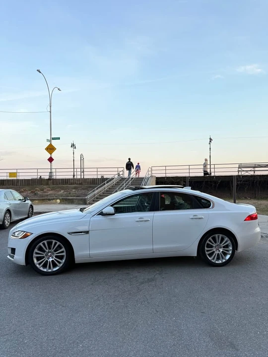 2017 Jaguar X260 XF - Image 15 of 20