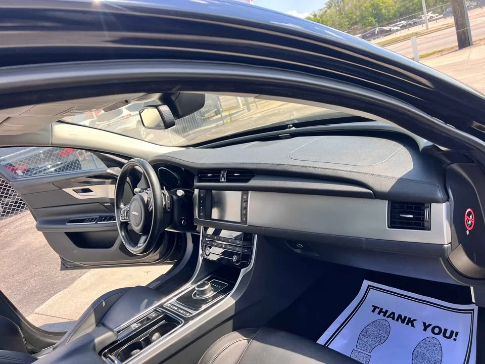 2017 Jaguar X260 XF - Image 9 of 16