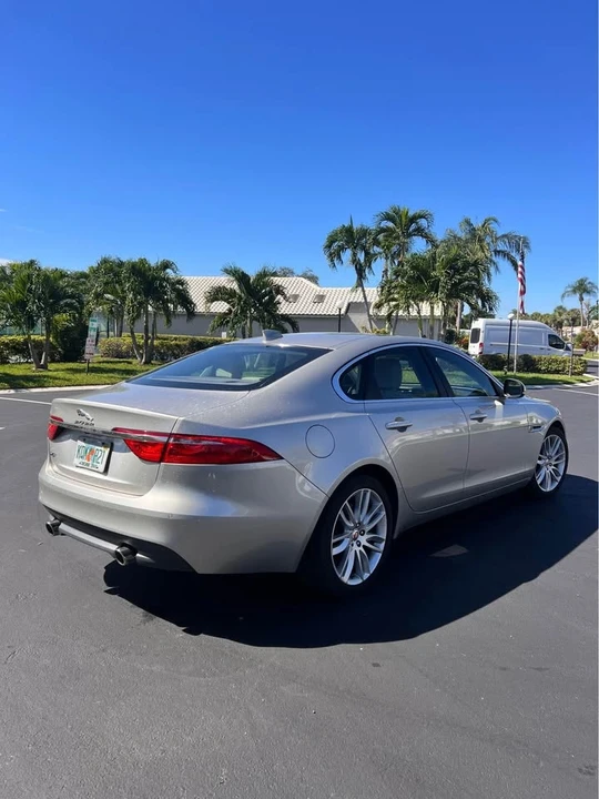 2017 Jaguar X260 XF - Image 6 of 18