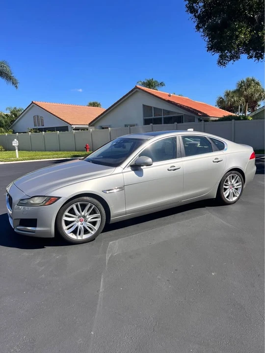 2017 Jaguar X260 XF - Image 2 of 18