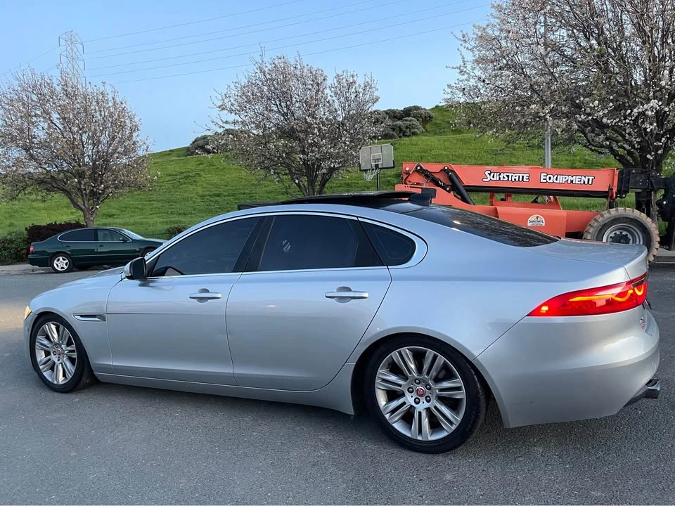 2017 Jaguar X260 XF - Image 3 of 12