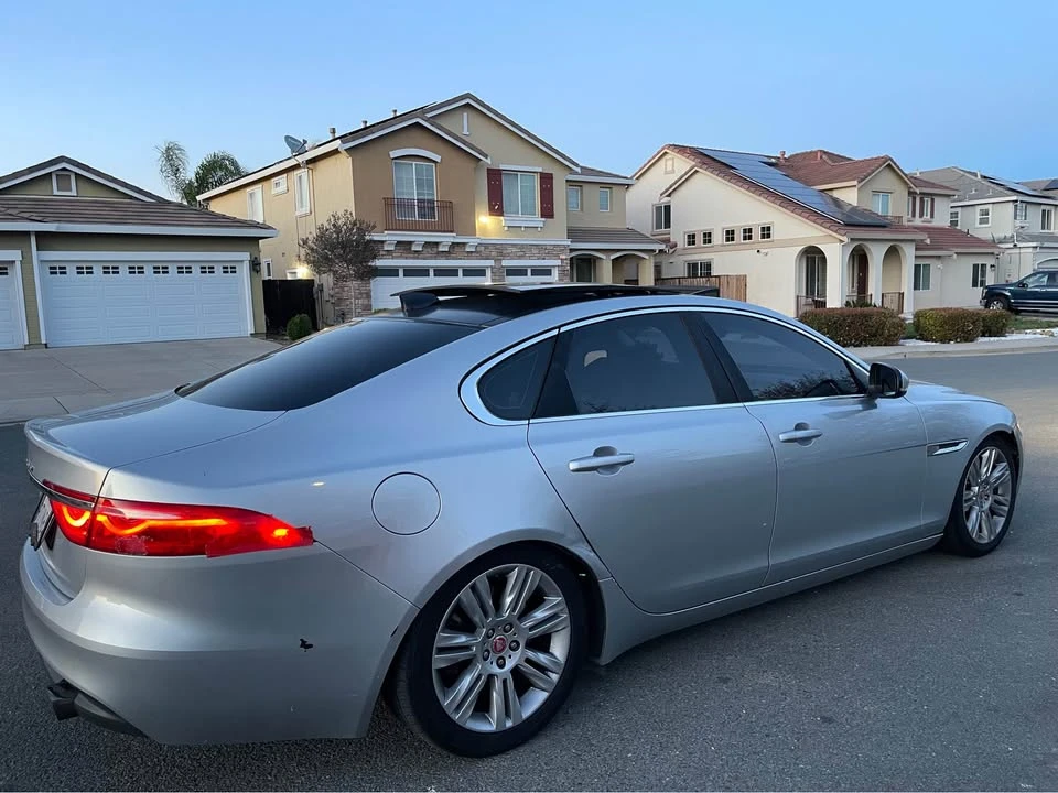 2017 Jaguar X260 XF - Image 5 of 12