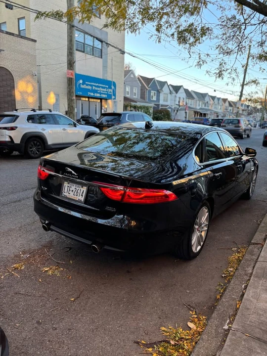 2017 Jaguar X260 XF - Image 4 of 10