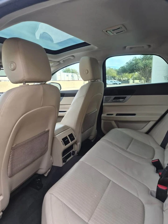 2017 Jaguar X260 XF - Image 9 of 9