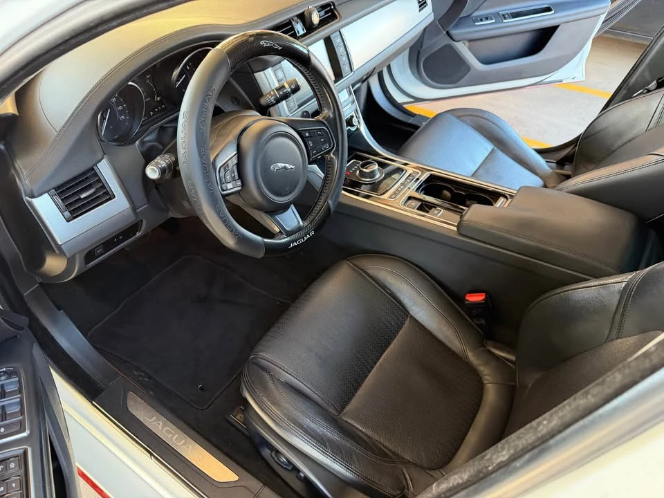 2017 Jaguar X260 XF - Image 11 of 16