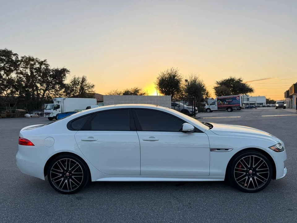 2017 Jaguar X260 XF - Image 4 of 20