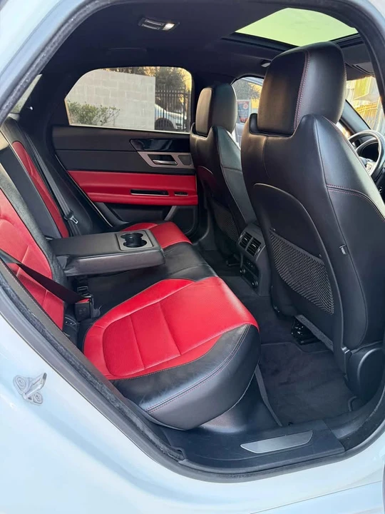 2017 Jaguar X260 XF - Image 12 of 20