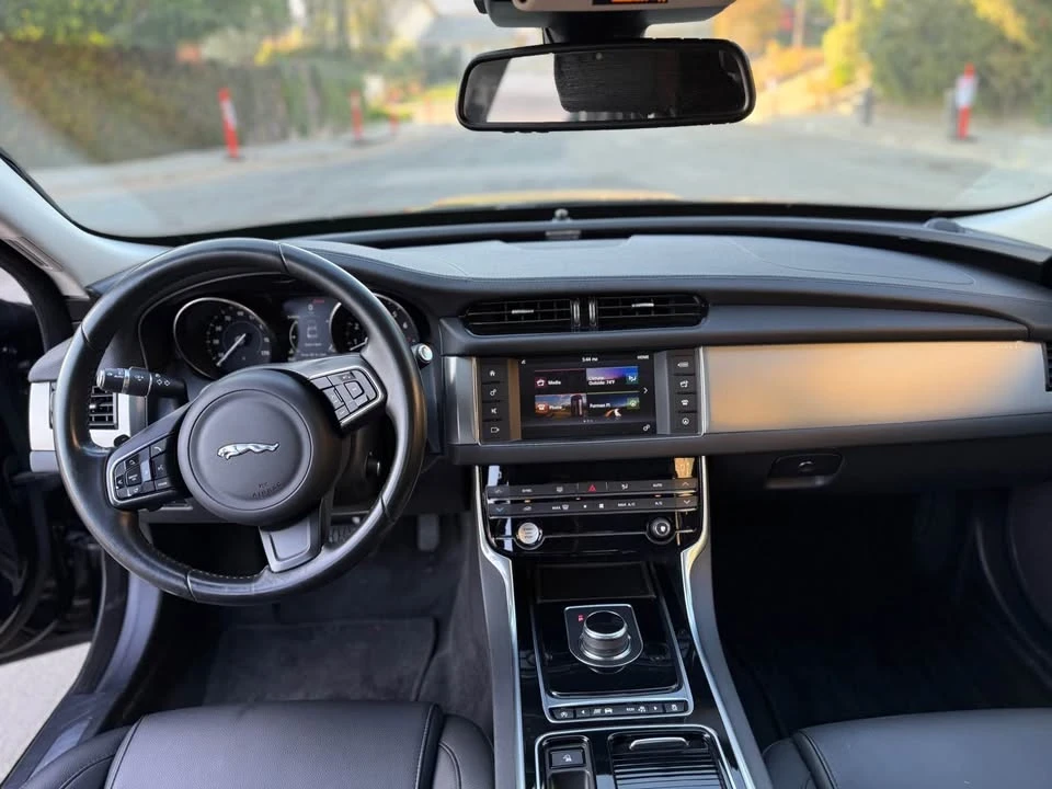 2017 Jaguar X260 XF - Image 8 of 13