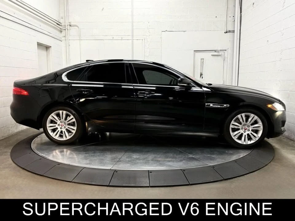 2017 Jaguar X260 XF - Image 9 of 20