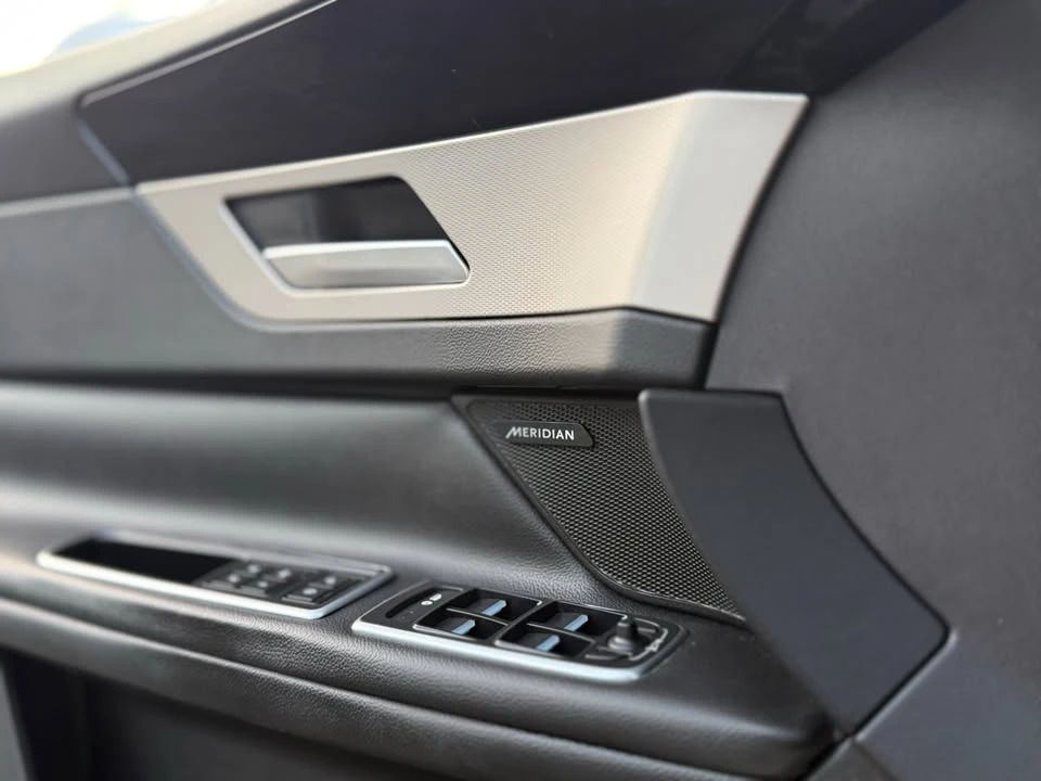 2017 Jaguar X260 XF - Image 16 of 19
