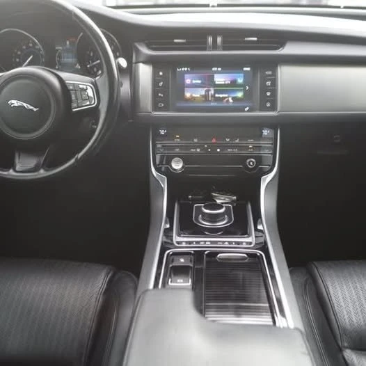 2017 Jaguar X260 XF - Image 9 of 15