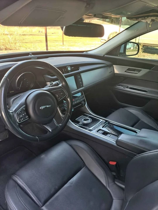2017 Jaguar X260 XF - Image 2 of 5