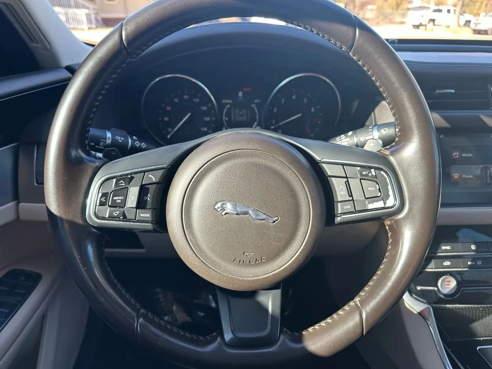 2017 Jaguar X260 XF - Image 16 of 20