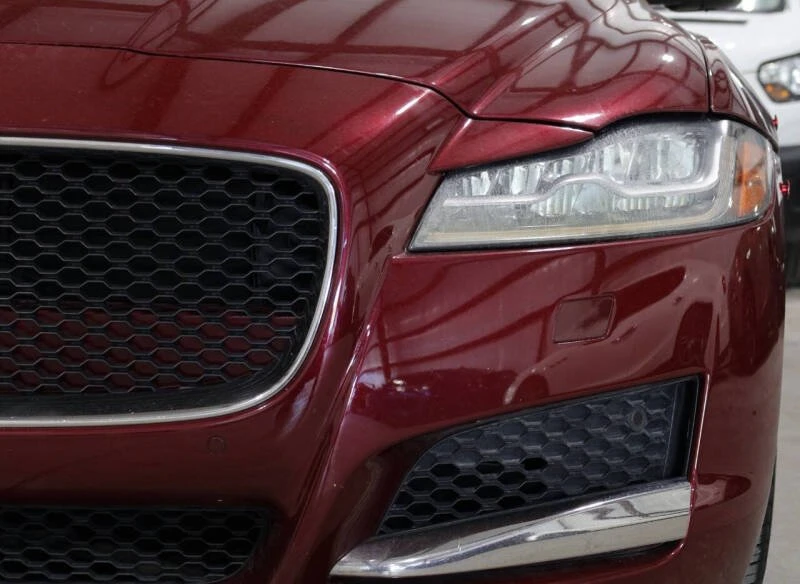2017 Jaguar X260 XF - Image 4 of 16