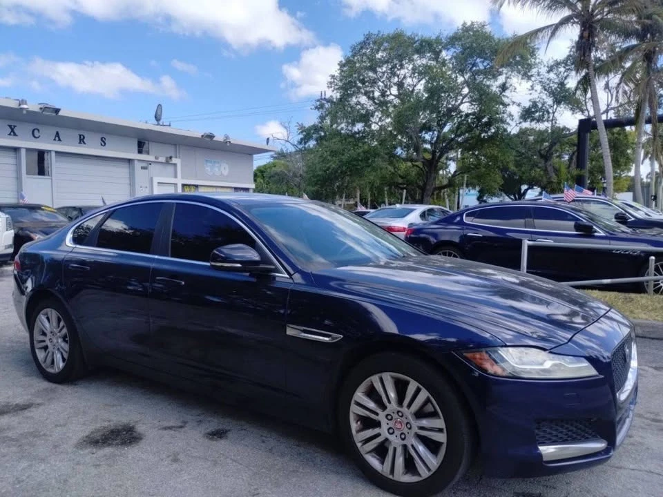 2017 Jaguar X260 XF - Image 9 of 20