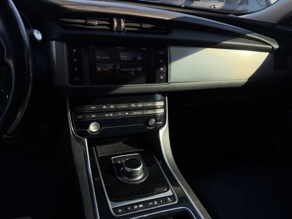 2017 Jaguar X260 XF - Image 12 of 15