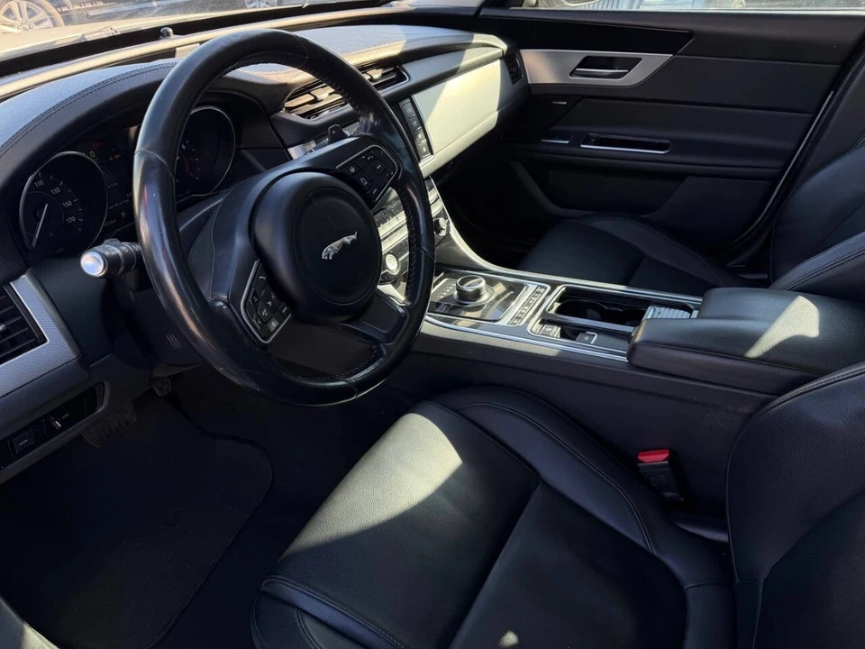2017 Jaguar X260 XF - Image 10 of 15