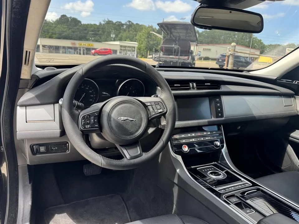 2017 Jaguar X260 XF - Image 10 of 13