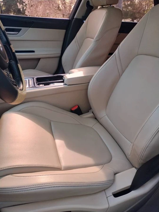 2017 Jaguar X260 XF - Image 7 of 11